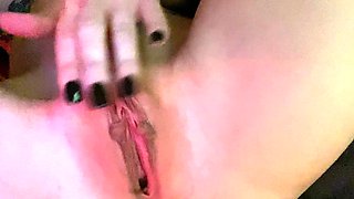 Amateur Close Up Squirting Masturbation