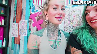 Friends Tattoo Session Becomes Anal Threesome: Artist Destroys Ass Mid-ink & Cums All Over Fresh Work - Lily Lu And Edone Kaliyuga