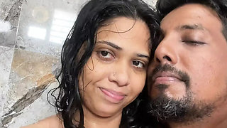 First Time Stepsister Caught Bathing in Mumbai - Apple Porn Fingering & Deep Throat