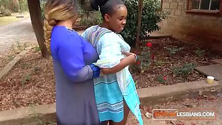 Amateur BBW Ebw Lesbians Munira Ashley AL Homemade Sex - Double Dildo Fuck & Pussy Licking