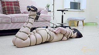 Compound bondage escape experiment