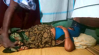 Indian Aunty Village Style Fuking in Homemade Video